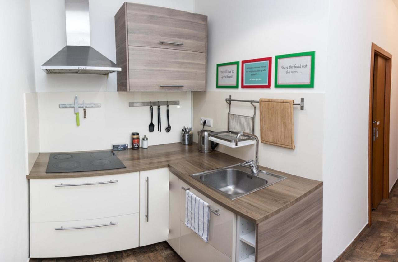 Welcome Apartments On Lublanska Prag Exterior foto